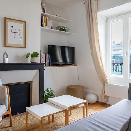 Enchanting 1bd Apartmenteiffel Tower River Banks * Paris